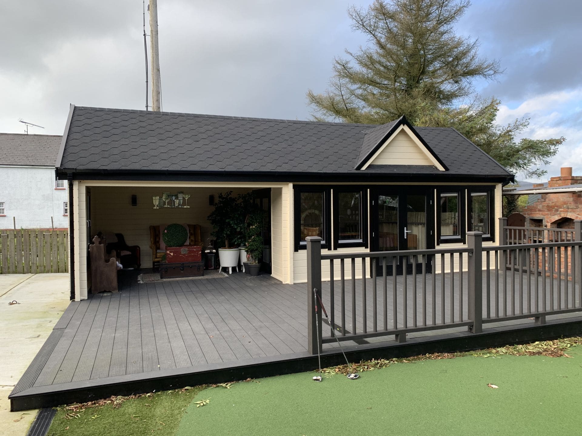 Big Ben Garden Shed - Log Cabin 70mm