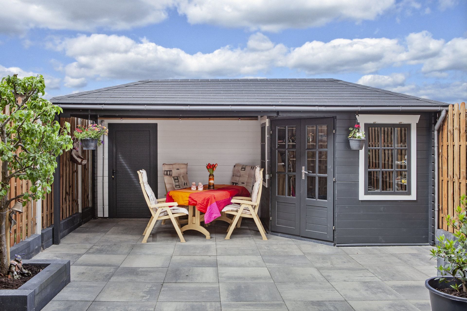 Niklas Garden Shed - Log Cabin 28mm